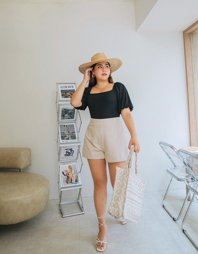 Square Neck Balloon Sleeve Ribbed Crop Top
